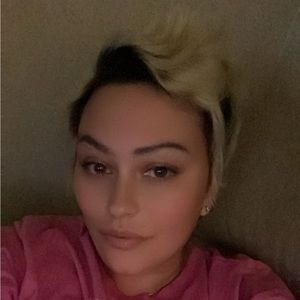 Meet your Posher, Lacey